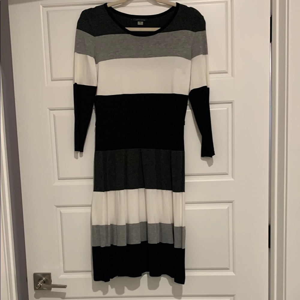 Tommy Hilfiger Black and Gray Long Sleeve Sheath Dress